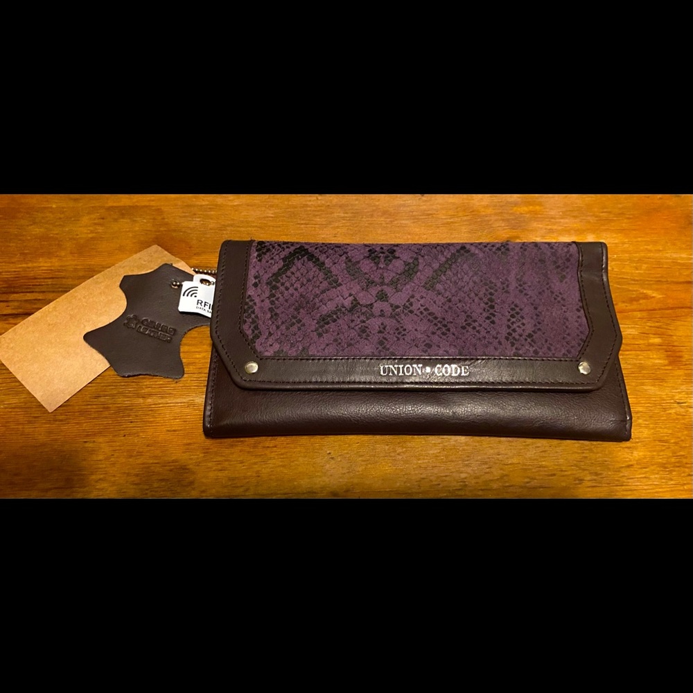Union Code Purple Snake Print Wallet